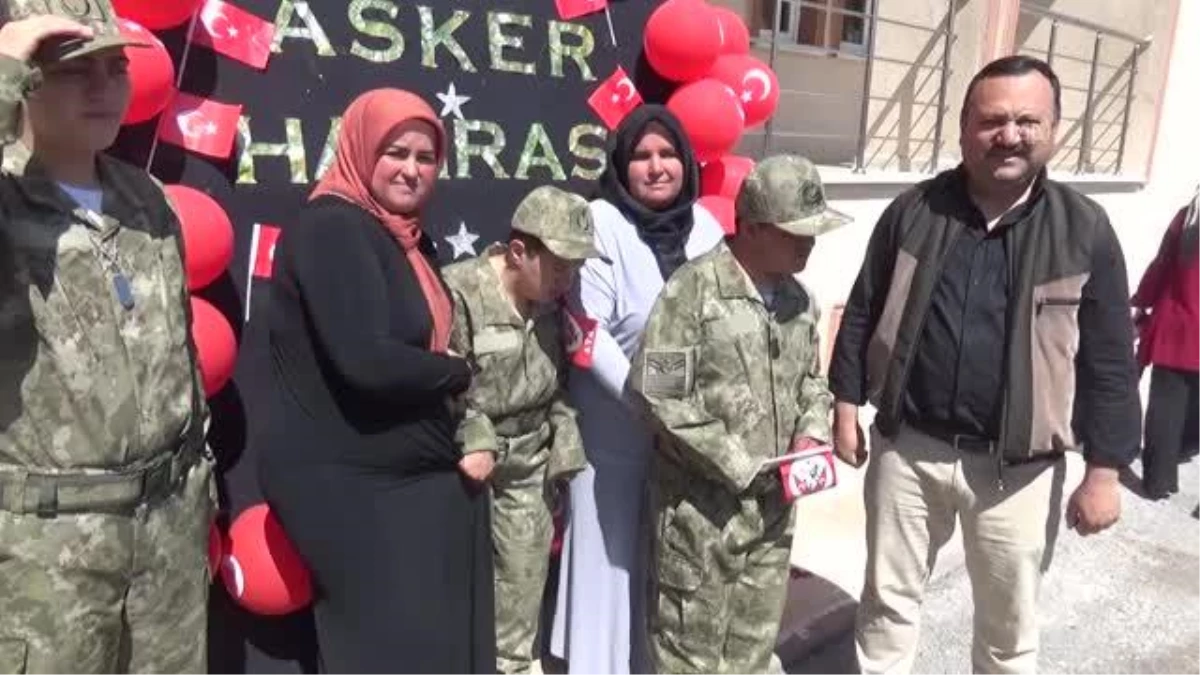 Beyşehir\'de engelli gençler için asker eğlencesi düzenlendi
