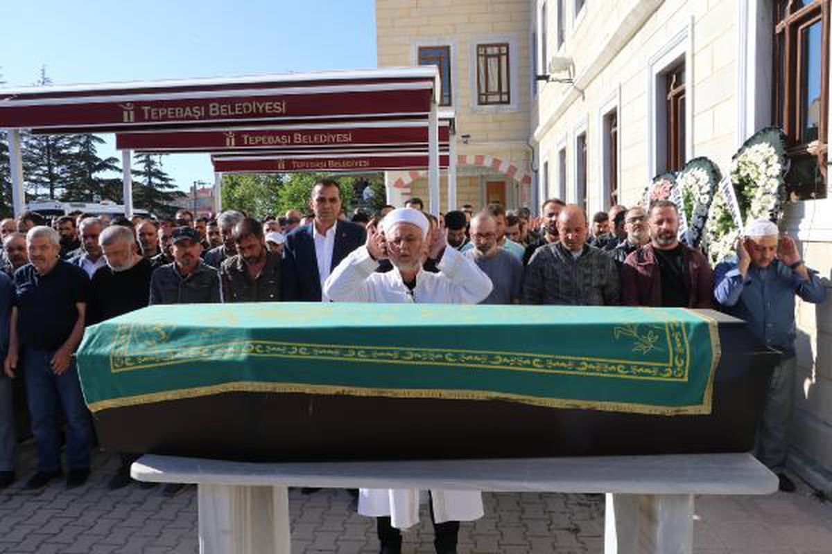 Son Dakika | Bilecik\'te demir çelik fabrikasında patlama: 2 ölü, 1 yaralı (2)