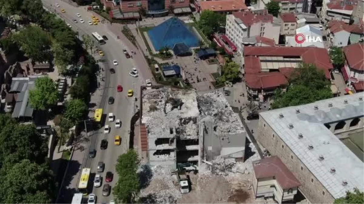 Bursa\'da göçük plaza… Mağazada yaşanan göçük için ihmaller zinciri iddiası