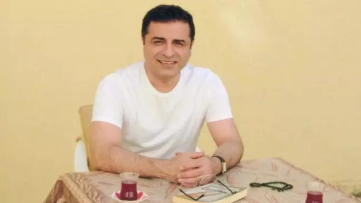Demirtaş'tan 'aydınlar heyeti' önerisi: Bizim hayalimizdeki Türkiye bir çiçek bahçesidir, tek ırk değil tek yürektir!