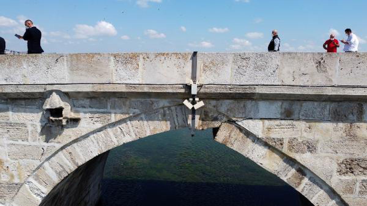 Dr. Hasan Akgün: Mimar Sinan'ın 'Şaheserim' dediği tarihi köprü çöküyor