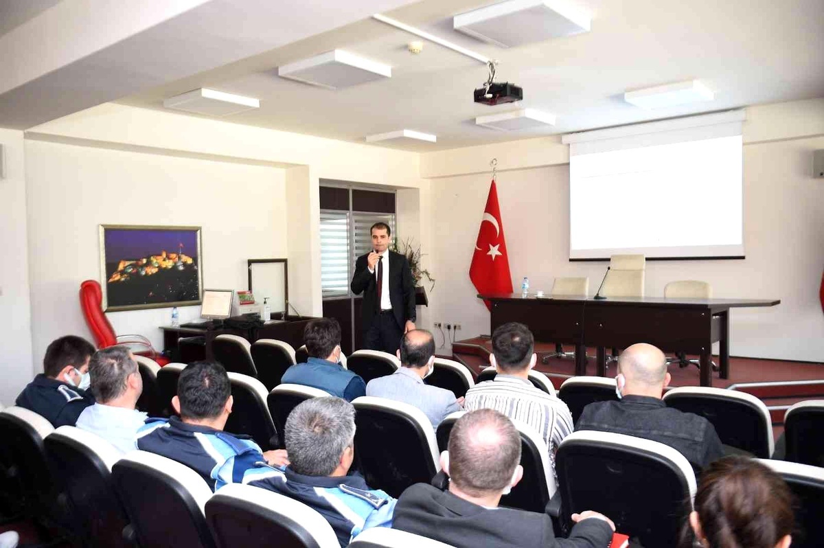 Kastamonu Belediyesi\'nde hizmet içi eğitim seminerleri devam ediyor