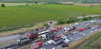 Son dakika haberleri | Manisa'da trafik kazasında hayatını kaybeden iki işçinin cenazesi toprağa verildi