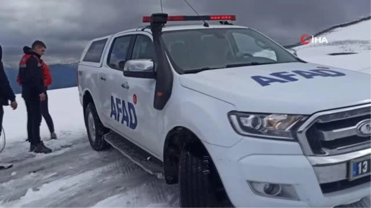 Son dakika haberleri! Nemrut Dağı\'nda karda mahsur kalan 10 vatandaşı AFAD ve jandarma kurtardı