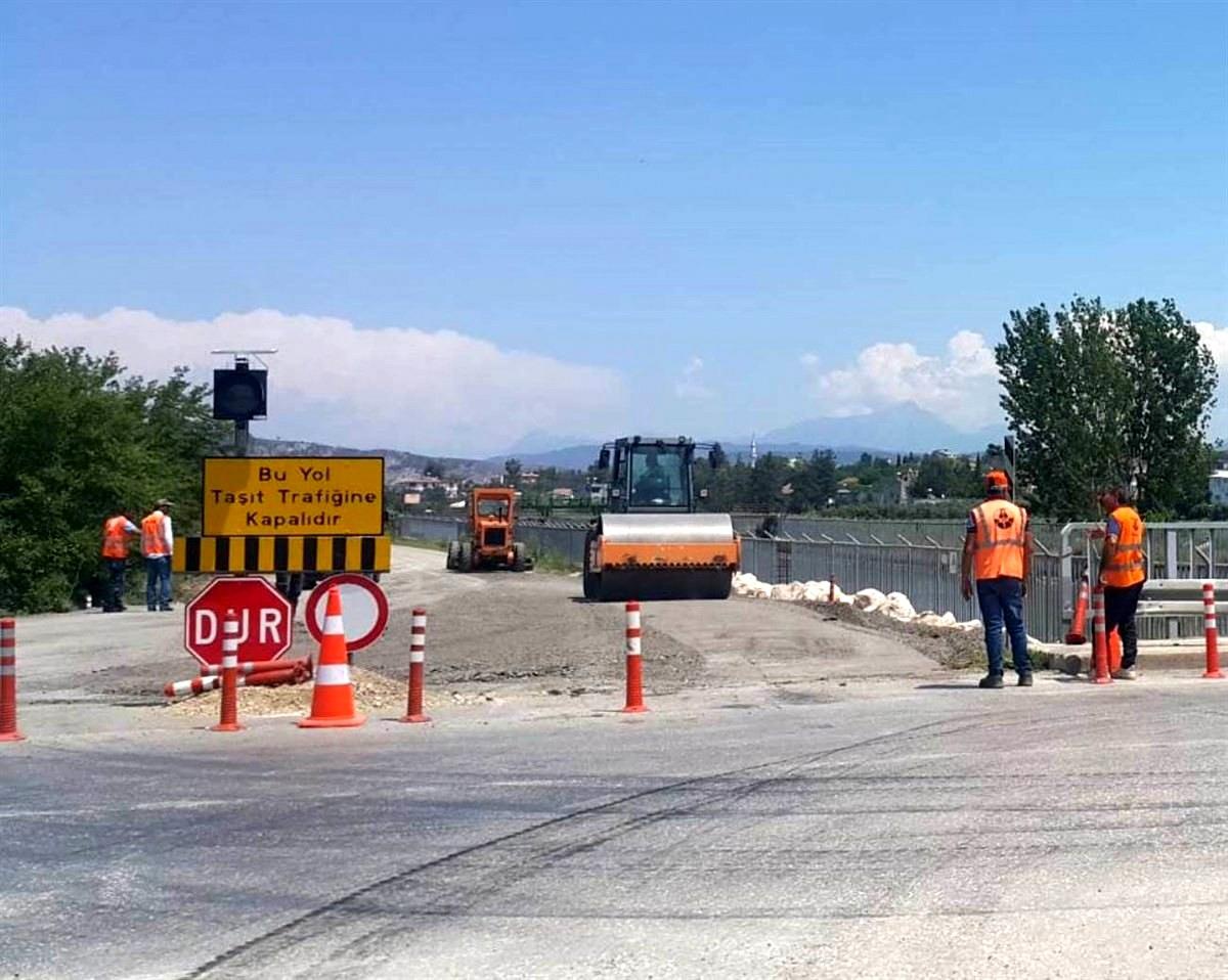 Son dakika haberi: Osmaniye\'de sık kaza yaşanılan kavşağa düzenleme