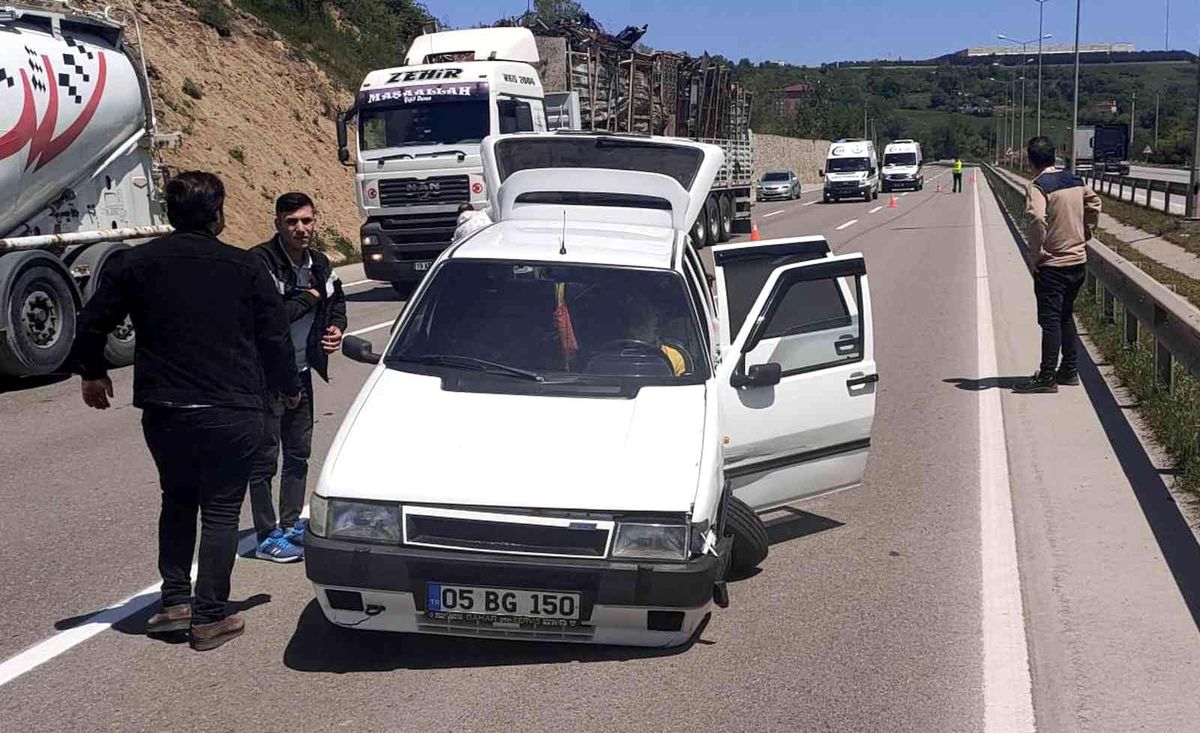Samsun\'da trafik kazası: 2 yaralı