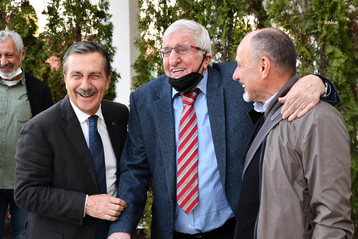 Tepebaşı Belediye Başkanı Ataç, Eskişehirspor\'un Efsane İsimleri İle Bir Araya Geldi