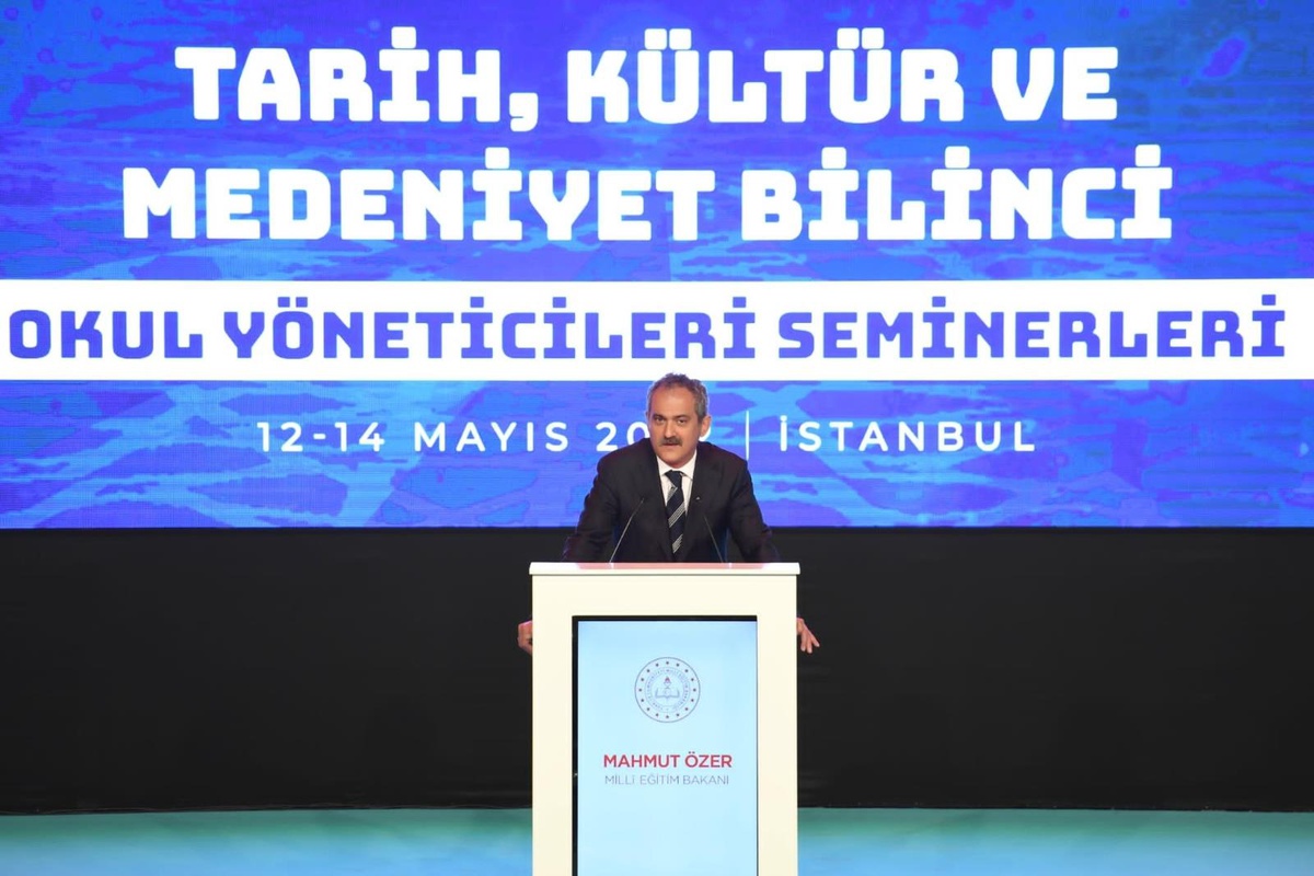 "Yarın uzman öğretmenlik ve baş öğretmenlikle ilgili eğitim programını ve sınav takvimini paylaşacağız"