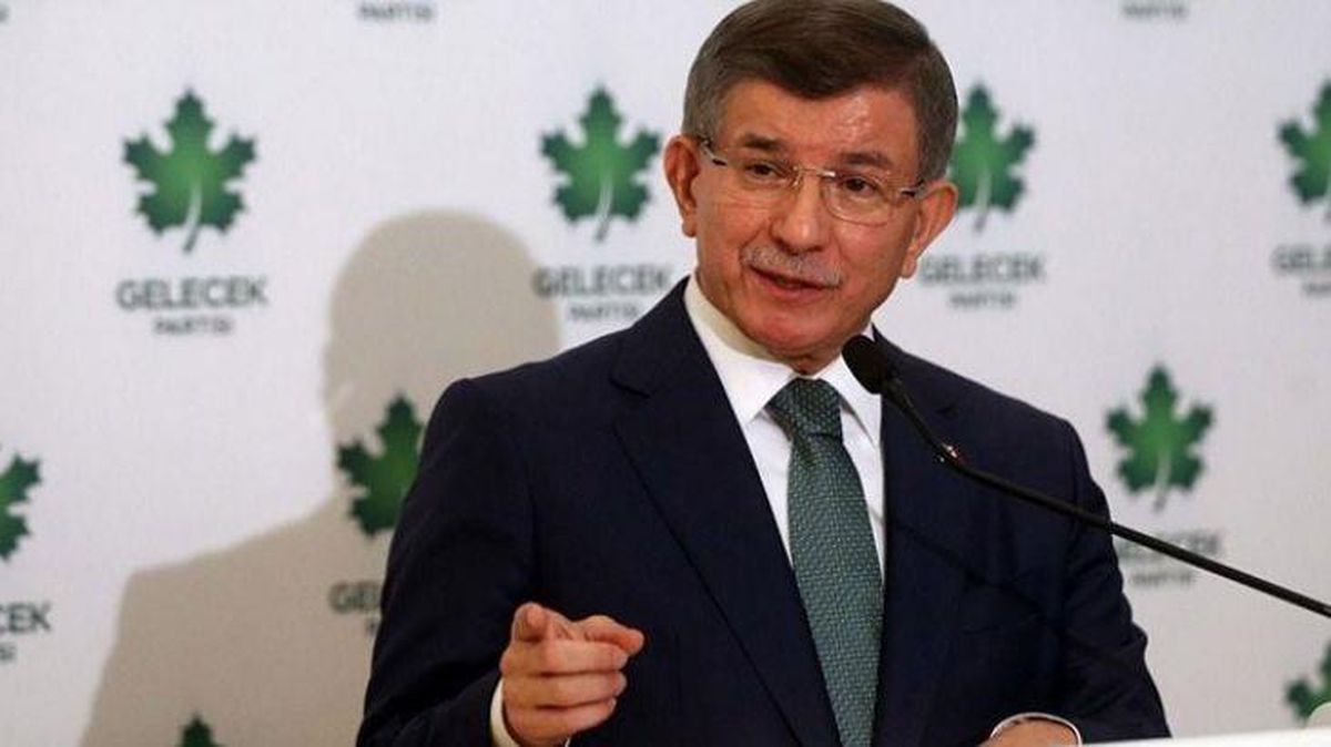 Ahmet Davutoğlu\'ndan Selim Temurci\'nin ifadeye çağırılmasına sert tepki: Ayarını bozduğunuz kantar gün gelir sizi de tartar