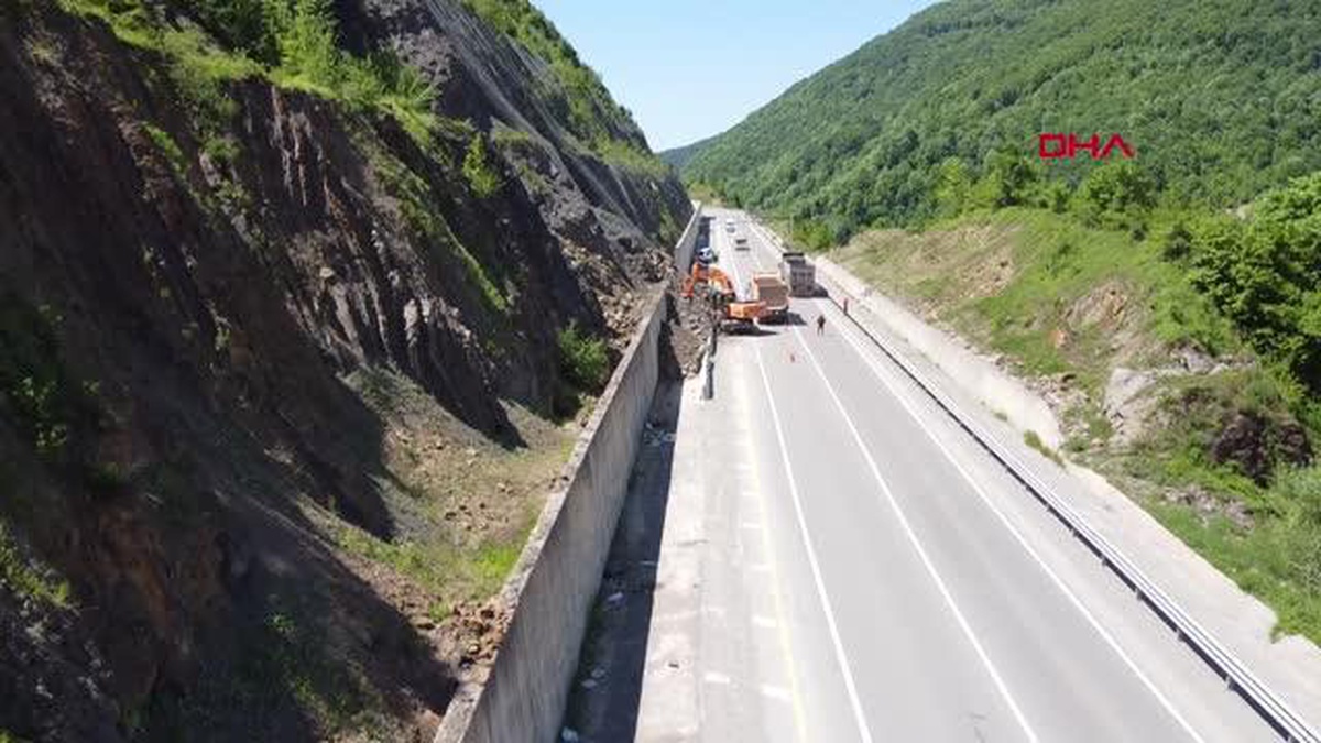 BARTIN-KARABÜK YOLUNDA HEYELAN SONRASI ONARIM DEVAM EDİYOR