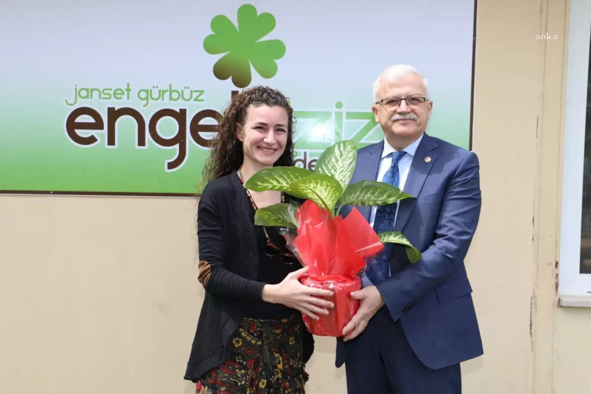 Burhaniye Belediye Başkanı Deveciler\'den Engelliler Haftası Ziyaretleri