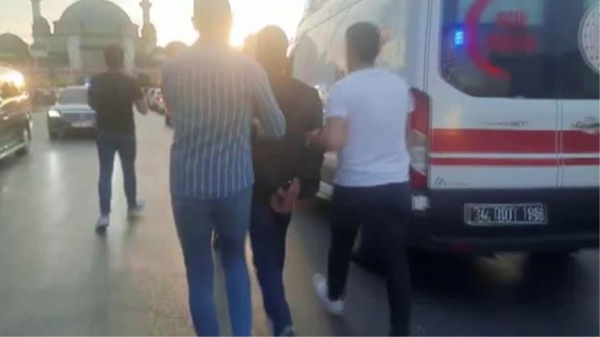Erdoğan\'ın konuşma yaptığı AKM önünde bir kişi üzerinde 3 tabancayla yakalandı