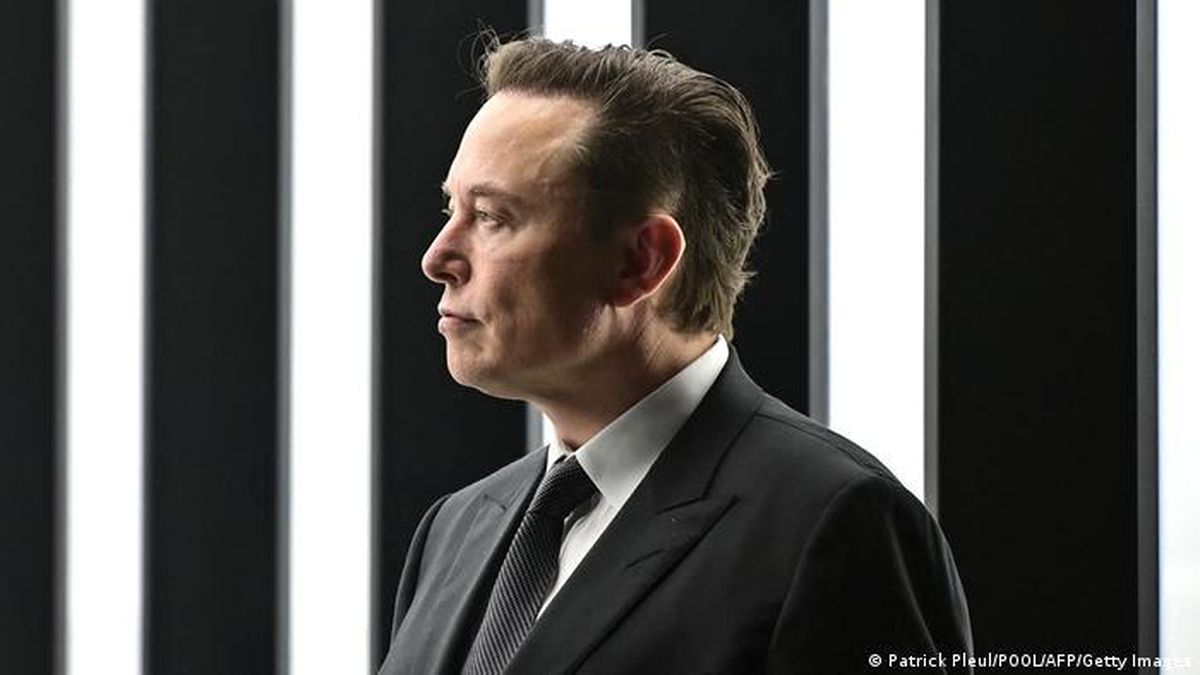 Elon Musk duyurdu: Twitter\'in satış anlaşması donduruldu