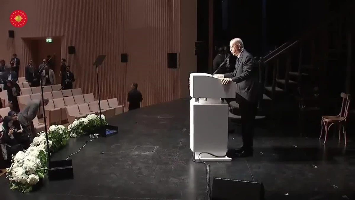 Erdoğan: 'Dün de Kendi Bencil Hesapları İçin Ülkeyi Milleti Ateşe Atmaktan Çekinmeyenler Vardı.