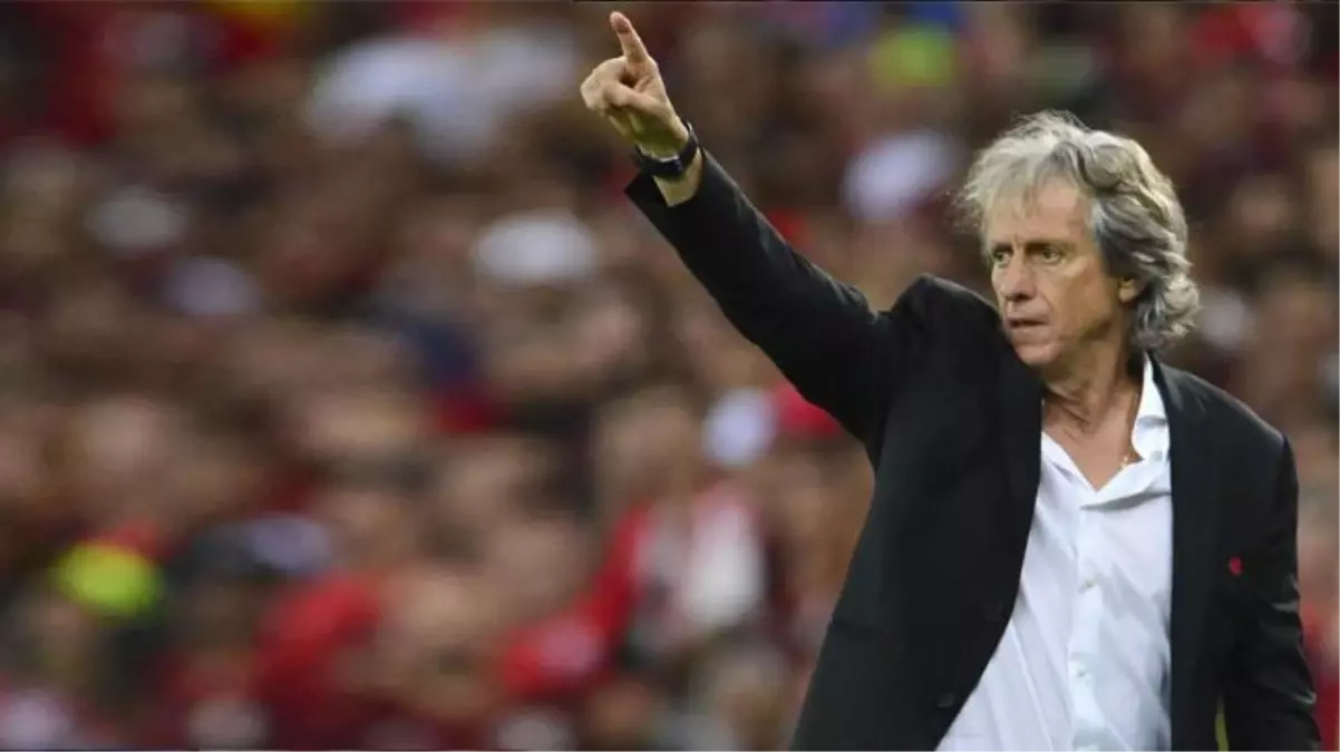 Jorge Jesus\'un aklındaki isim belli oldu! Fenerbahçe, Samuel Lino için harekete geçti