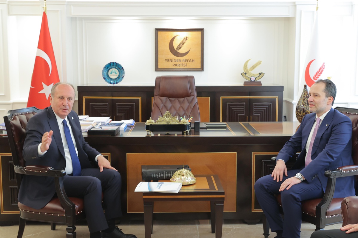Memleket Partisi Genel Başkanı İnce, Yeniden Refah Partisi Genel Başkanı Erbakan\'ı ziyaret etti