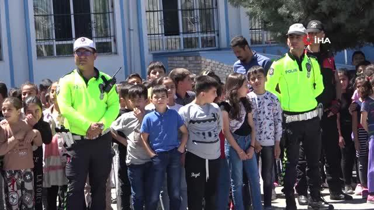 Öğrencilere Trafik Haftası\'nda uygulamalı eğitim