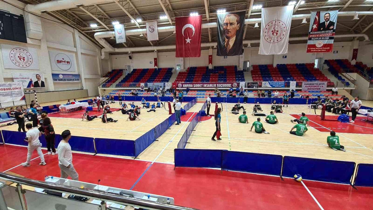 Oturarak Voleybol 1. Ligi 2. etap müsabakaları Karabük\'te başladı