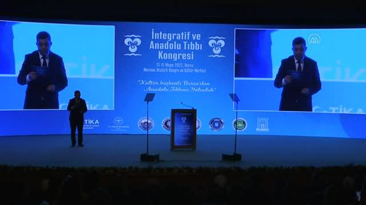 Sağlık Bakanı Fahrettin Koca 'İntegratif ve Anadolu Tıbbı Kongresi'nde konuştu