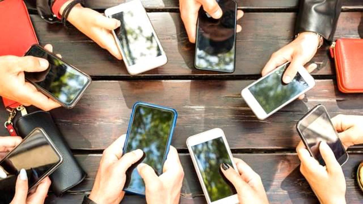 Telefon fiyatları ne zaman düşer? 2022 fiyat analizi