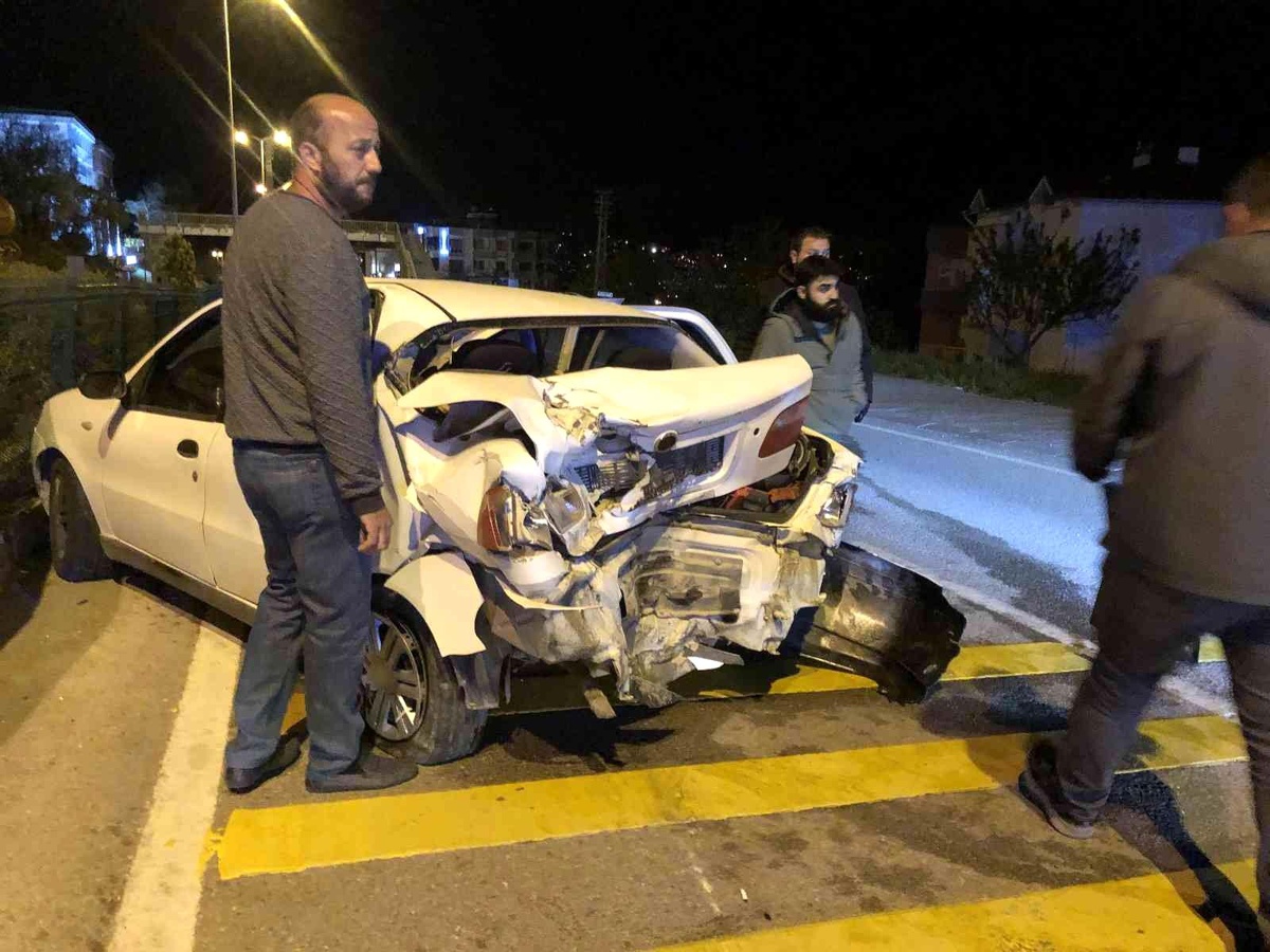 Son dakika haber: Trafik kazasında otomobil hurdaya döndü: 1 yaralı
