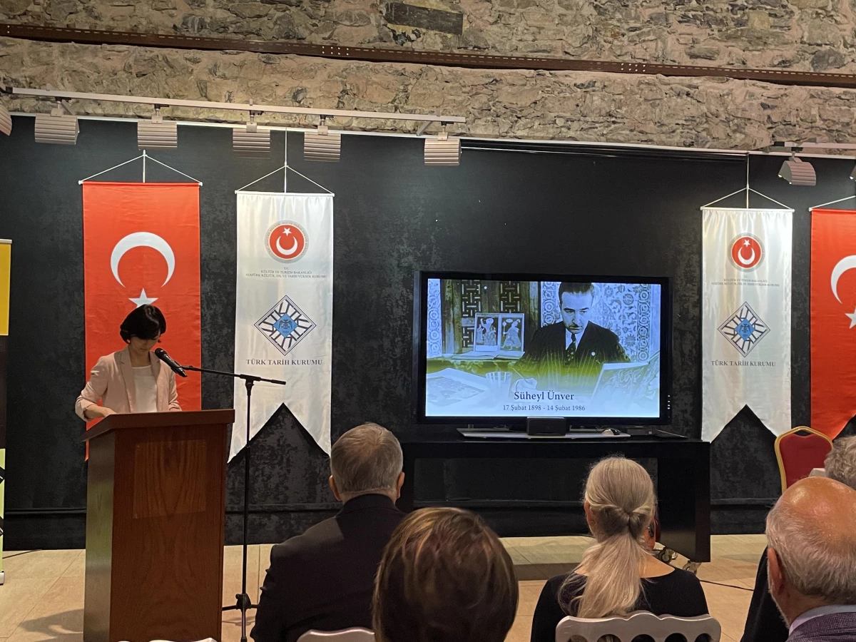 "Türk Tarih Kurumu\'nda Süheyl Ünver Sanat Koleksiyonu" eseri tanıtıldı