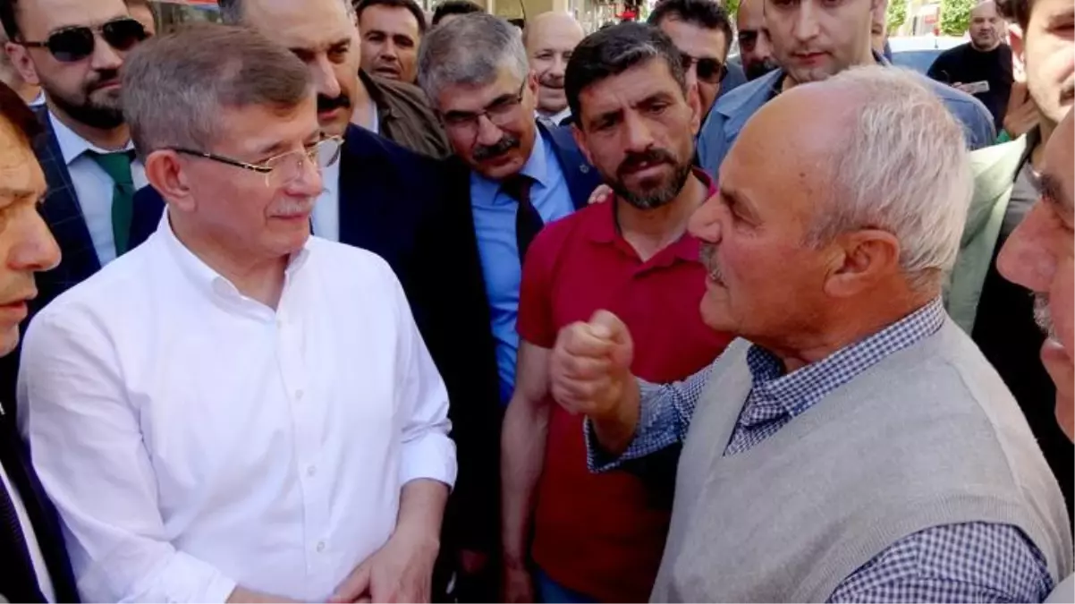 Vatandaşların "6\'lı masadan ayrıl hepimiz oyumuzu veririz" sözlerine Davutoğlu\'ndan cevap: Bakarız ona