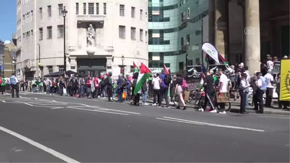 Al Jazeera muhabiri Ebu Akile'nin öldürülmesi Londra'da protesto edildi