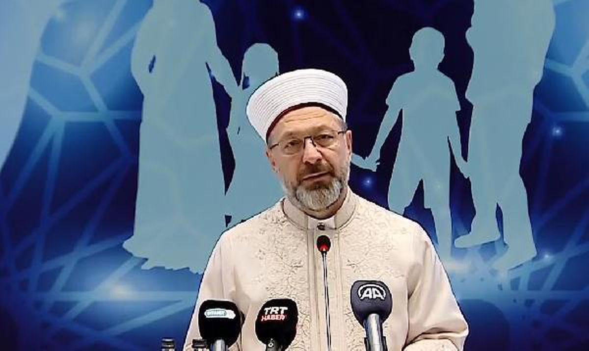 Ali Erbaş: Dijital sosyalleşme, aile kurumunu erozyona uğratıyor