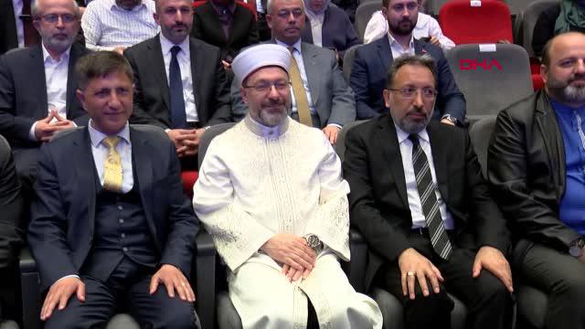 ALİ ERBAŞ ÜSKÜDAR'DA '8'İNCİ GENÇLİK FUARI'NIN AÇILIŞINI YAPTI