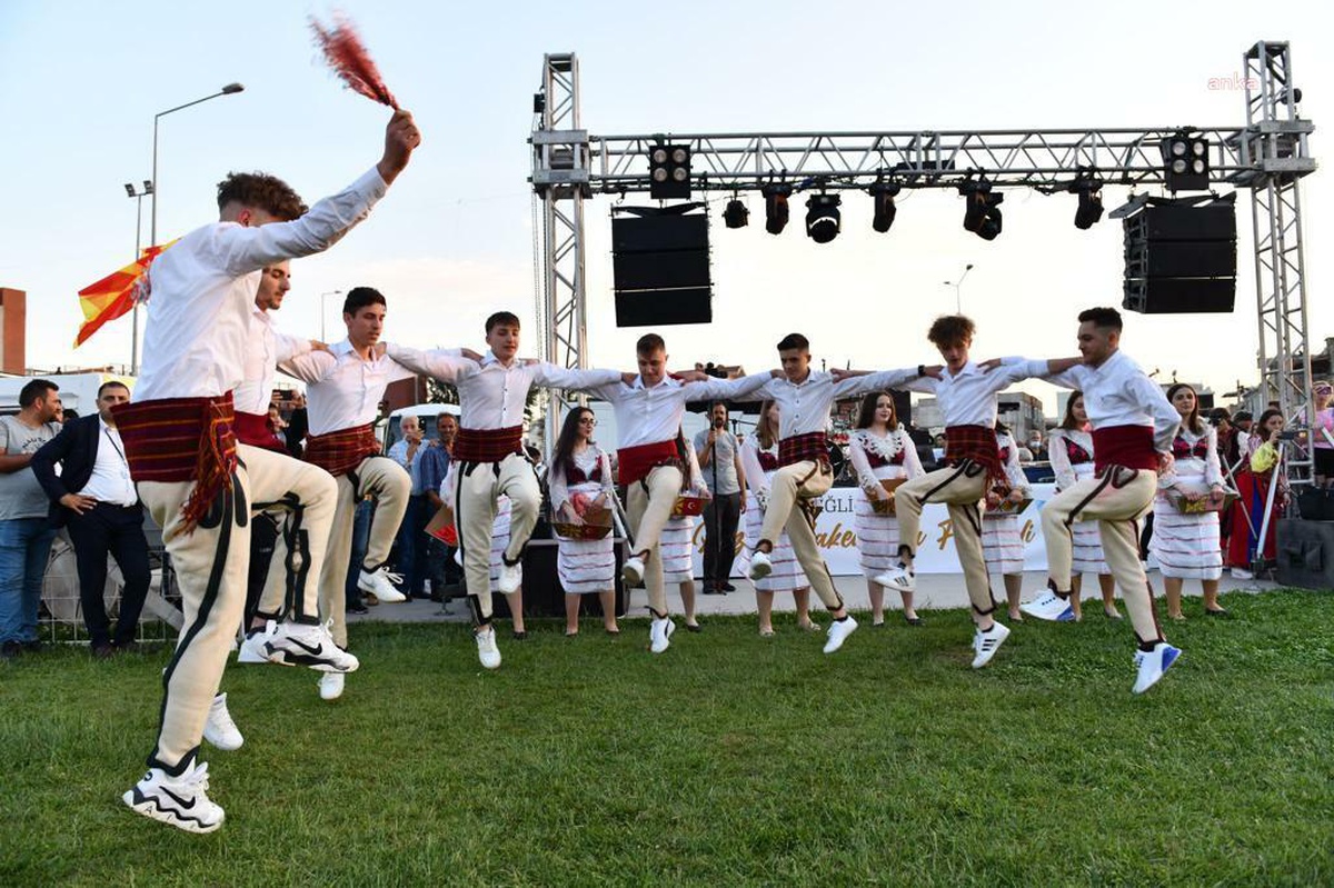 Çiğli-Çaşka Kuzey Makedonya Festivali Coşkuyla Başladı