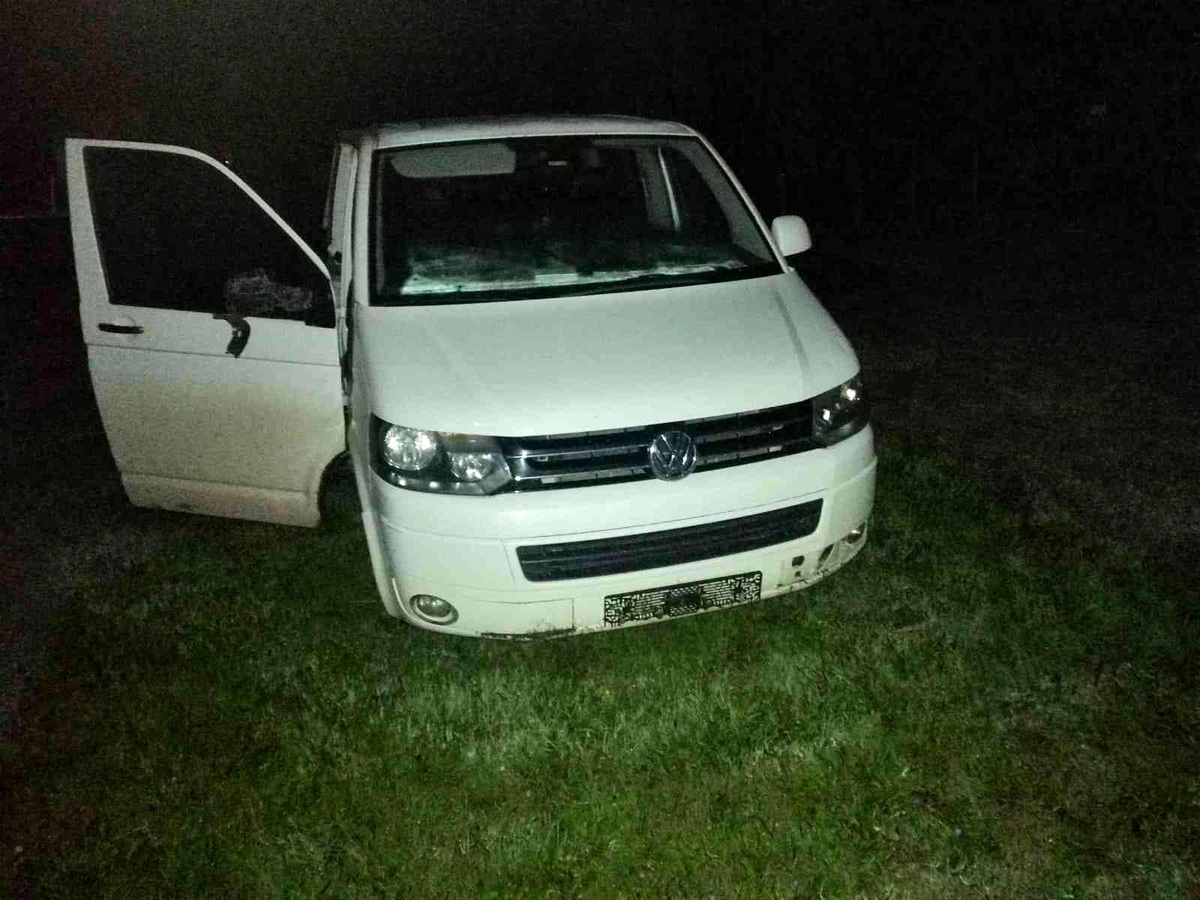Dur ihtarına uymayan minibüste 6 düzensiz göçmen yakalandı