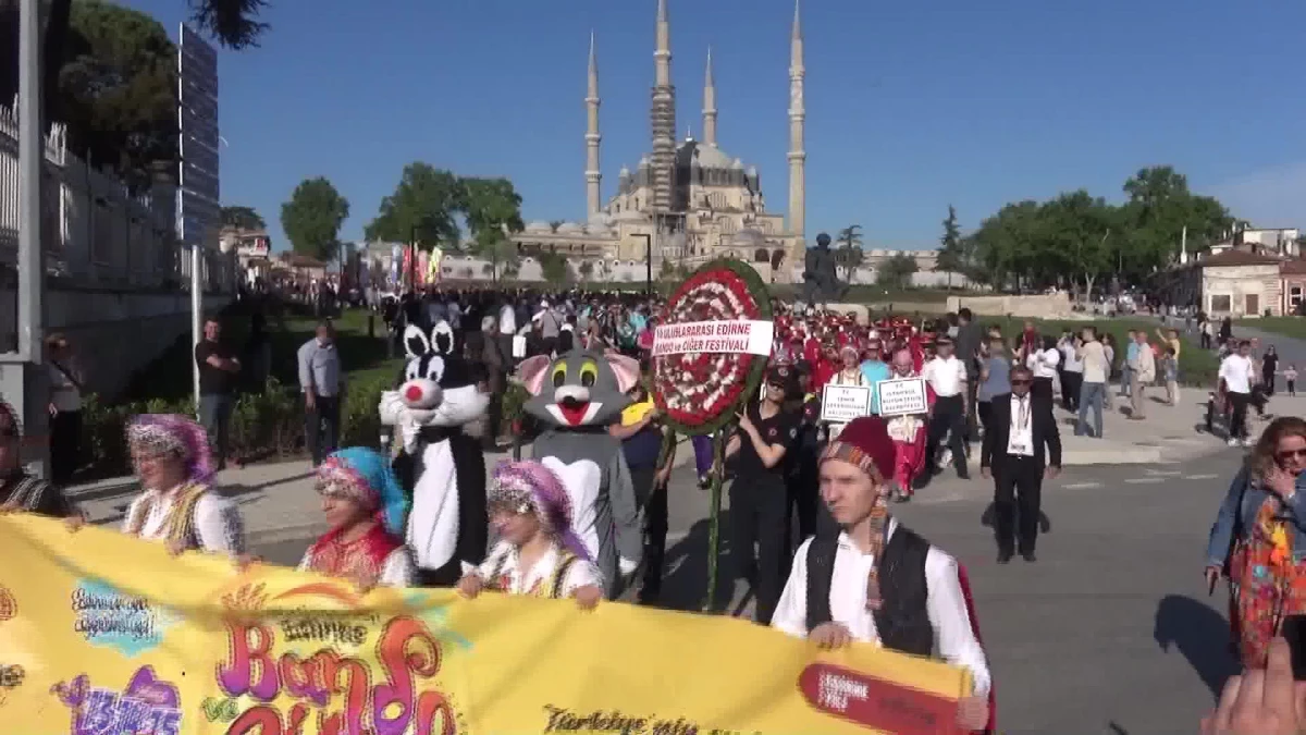 Edirne\'de, Uluslararası Bando ve Ciğer Festivali Başladı
