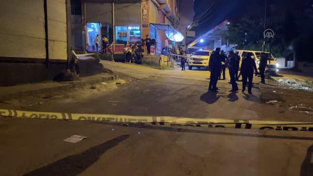 GAZİANTEP - Silahlı kavgada 1 kişi öldü
