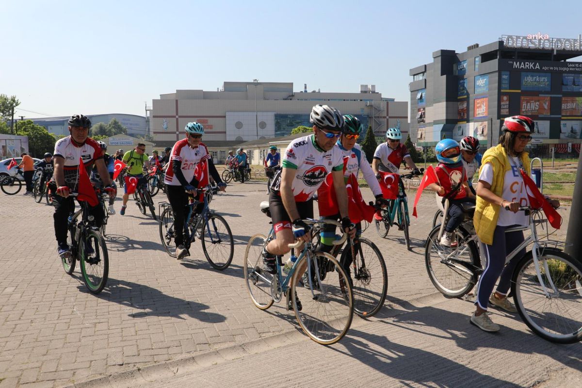 İzmit\'te Pedallar 19 Mayıs İçin Çevrildi