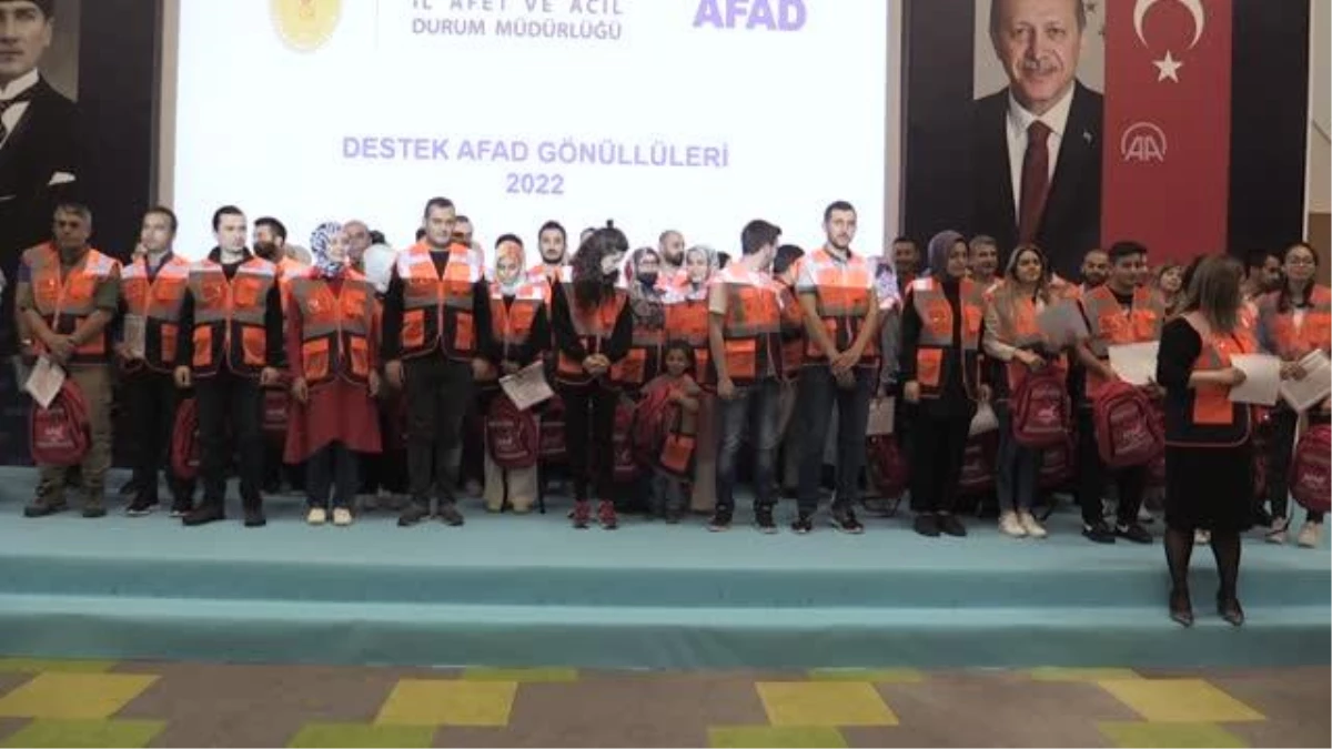 KAHRAMANMARAŞ - 80 AFAD gönüllüsüne sertifikaları verildi