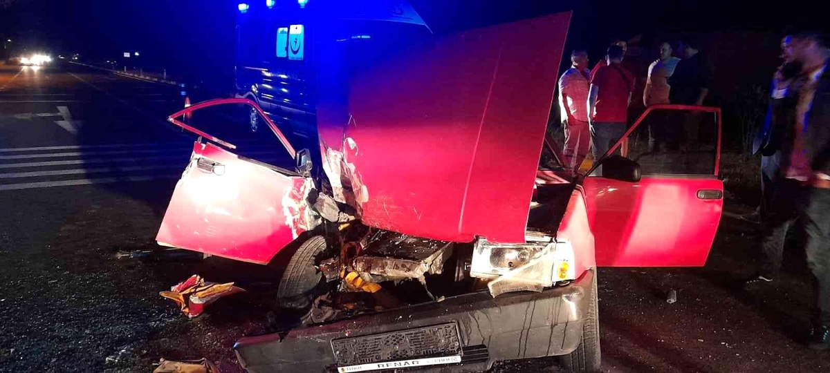 Köyceğiz\'de zincirleme trafik kazası: 2 yaralı