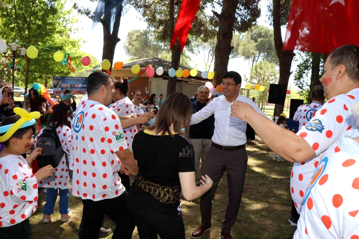Nazilli\'de geleneksel 4. Engelsiz Bahar Şenliği coşkuyla kutlandı