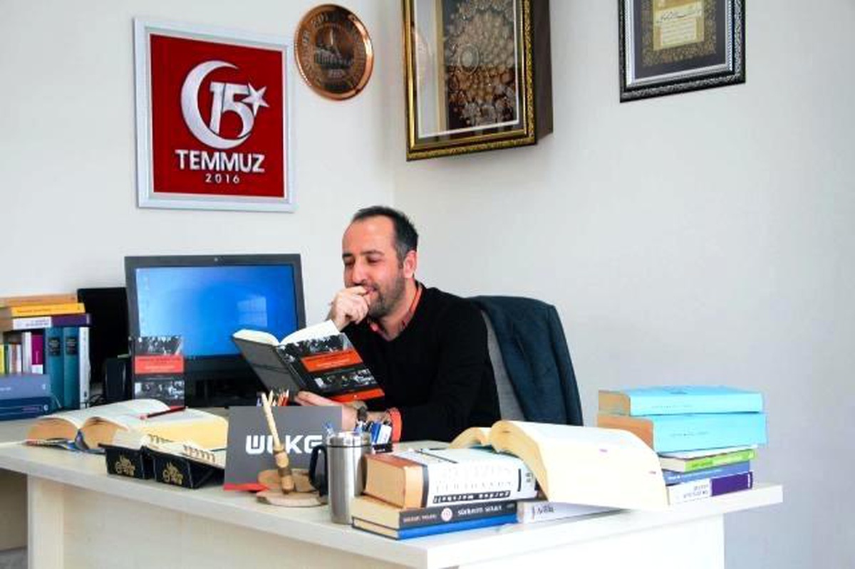Sosyolog Palabıyık: "Van depremi sonrası uygulanan TOKİ modelleri konut sorunu için çözüm sağlayabilir"