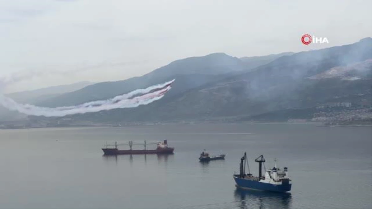 Türk Yıldızları İskenderun\'da nefesleri kesti