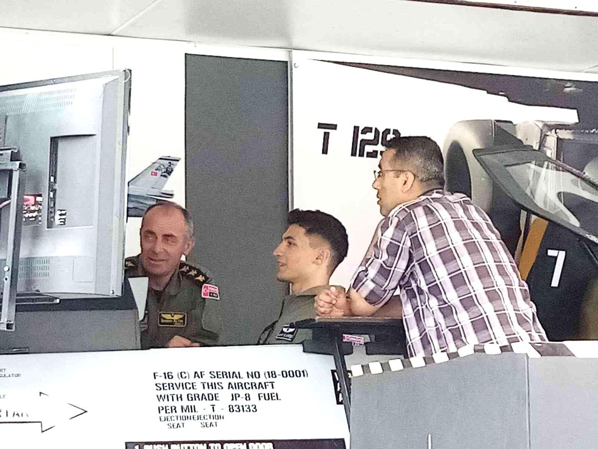 Belediye Bandırmalıları uçuruyor