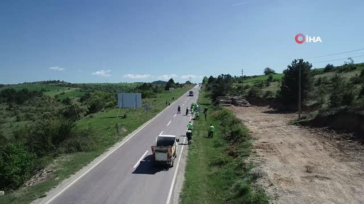 Çevre gönüllüleri kolları sıvadı, ormanda çöp topladı
