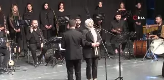 Elazığ'da Türk Halk Müziği Konseri mest etti