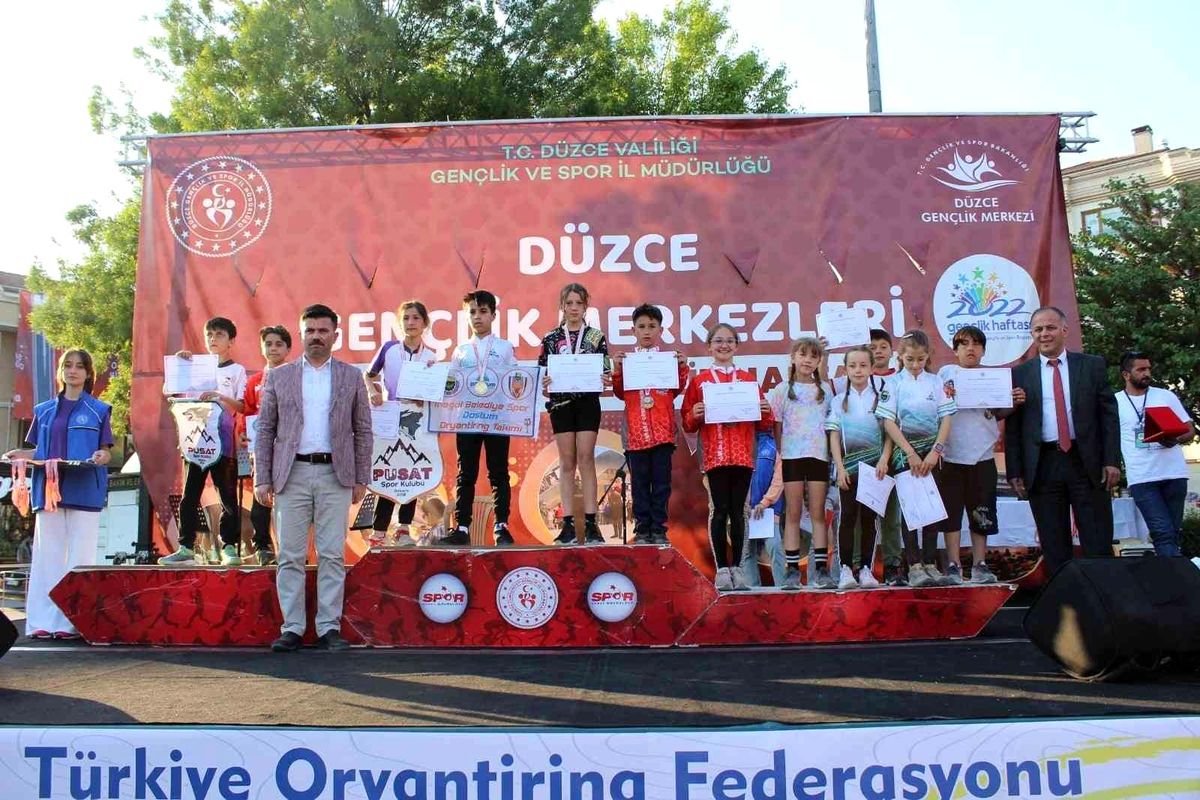 500 sporcu dereceye girmek için yarıştı