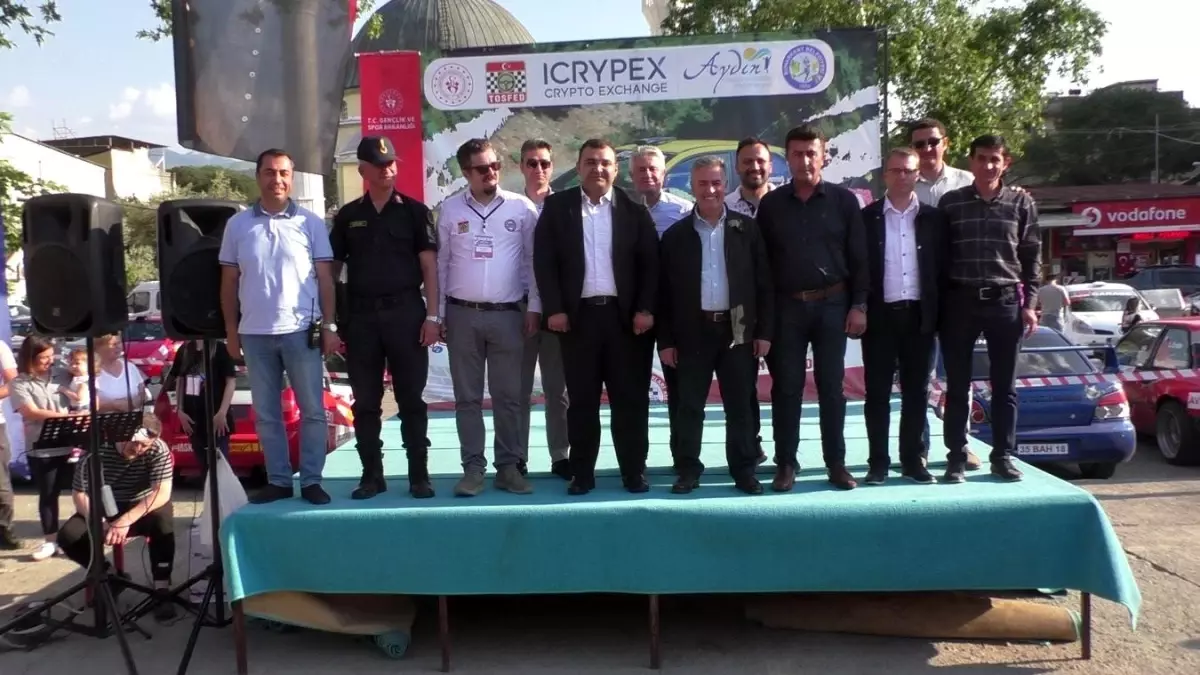 Buharkent\'te sezonun ilk Tırmanma Yarışı Nefes kesti