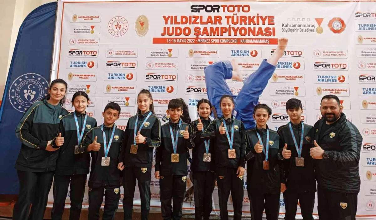 Konya Büyükşehir Belediyespor sporcuları Kahramanmaraş\'tan 8 madalyayla döndü