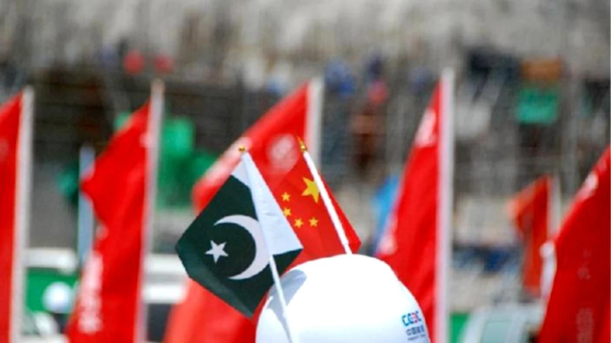 Çin ve Pakistan Başbakanları Telefonda İkili İlişkileri Görüştü