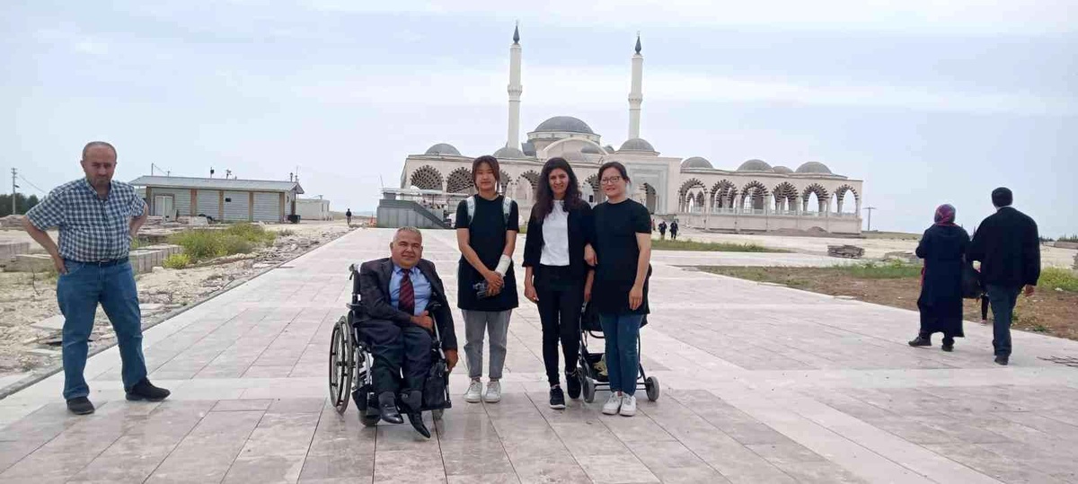 Engelliler sahabi Safvan bin Muattal Türbesini gezdi