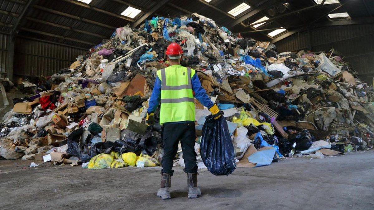İngiltere\'de \'Büyük Plastik Sayımı\': On binlerce kişi bir haftada ne kadar plastik tüketildiğini tespit edecek