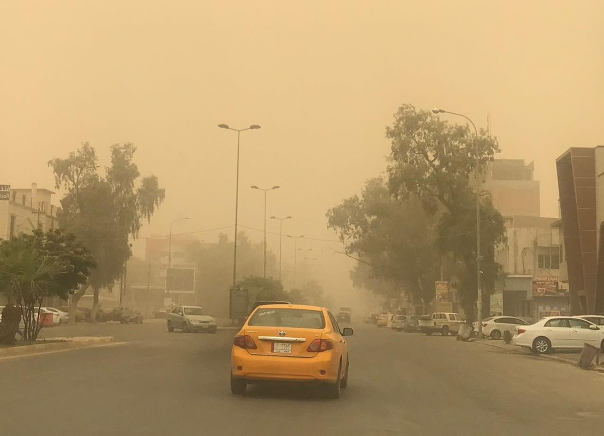 Son dakika haberleri! Irak Sağlık Bakanlığı: Kum fırtınası nedeniyle 4 bin kişi hastanelere kaldırıldı